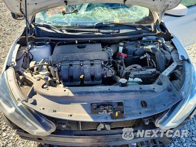 Zdjęcie 11 z 12 samochodu: 2018 NISSAN SENTRA S VIN:3N1AB7AP1JY334017 - miniatura