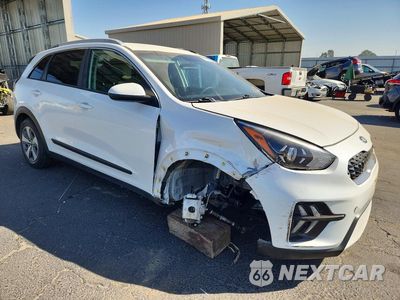 Czwarte zdjęcie samochodu z boku: 2020 KIA NIRO LX VIN:KNDCB3LC9L5368568 - miniatura