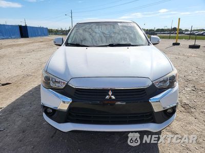 Piąte zdjęcie samochodu w środku: 2017 MITSUBISHI OUTLANDER SPORT ES VIN:JA4AP3AU8HZ014913 - miniatura