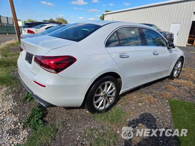 Czwarte zdjęcie samochodu z boku: 2020 MERCEDES-BENZ A 220 VIN:WDD3G4EB9LW039462 - miniatura