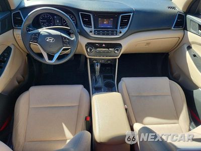 Zdjęcie 8 z 13 samochodu: 2018 HYUNDAI TUCSON SE VIN:KM8J2CA44JU816460 - miniatura