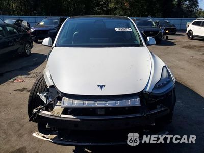 Piąte zdjęcie samochodu w środku: 2021 TESLA MODEL Y VIN:5YJYGDEEXMF140560 - miniatura