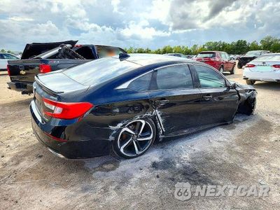 Trzecie zdjęcie samochodu z tyłu: 2019 HONDA ACCORD SPORT VIN:1HGCV1F30KA177555 - miniatura