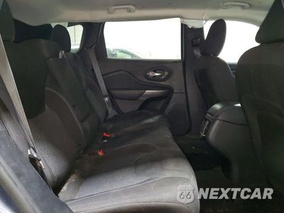 Zdjęcie 11 z 13 samochodu: 2019 JEEP CHEROKEE LATITUDE VIN:1C4PJMCX3KD464990 - miniatura