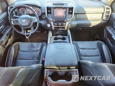Zdjęcie 8 z 12 samochodu: 2020 RAM 1500 LARAMIE VIN:1C6SRFDT3LN253883 - miniatura