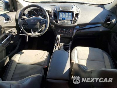 Zdjęcie 8 z 12 samochodu: 2019 FORD ESCAPE SE VIN:1FMCU9GD8KUA64387 - miniatura