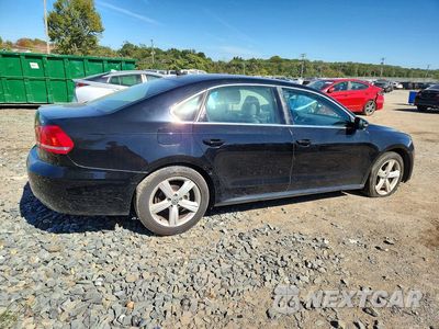 Trzecie zdjęcie samochodu z tyłu: 2012 VOLKSWAGEN PASSAT SE VIN:1VWBP7A39CC102502 - miniatura