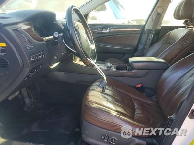 Zdjęcie 7 z 12 samochodu: 2013 HYUNDAI EQUUS SIGNATURE VIN:KMHGH4JH7DU058362 - miniatura