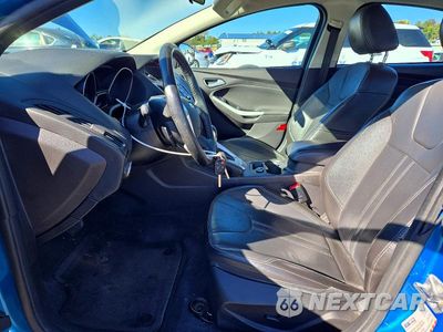 Zdjęcie 7 z 12 samochodu: 2014 FORD FOCUS SE VIN:1FADP3F22EL309004 - miniatura