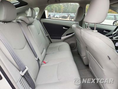Zdjęcie 10 z 12 samochodu: 2011 TOYOTA PRIUS FOUR VIN:JTDKN3DU5B1400111 - miniatura
