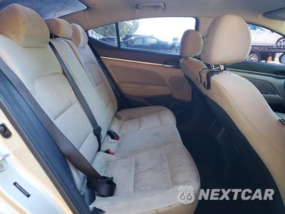 Zdjęcie 10 z 12 samochodu: 2017 HYUNDAI ELANTRA SE VIN:5NPD84LF9HH043350 - miniatura