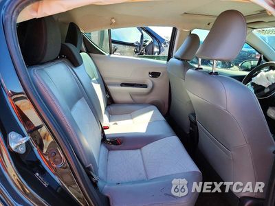 Zdjęcie 10 z 12 samochodu: 2012 TOYOTA PRIUS C FOUR VIN:JTDKDTB31C1030239 - miniatura