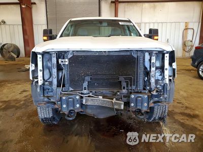 Piąte zdjęcie samochodu w środku: 2019 CHEVROLET SILVERADO K2500 HEAVY DUTY VIN:2GC2KREG4K1167675 - miniatura