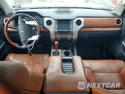 Zdjęcie 8 z 12 samochodu: 2015 TOYOTA TUNDRA 1794 EDITION VIN:5TFGY5F16FX175406 - miniatura