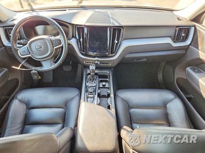 Zdjęcie 8 z 12 samochodu: 2020 VOLVO XC60 T6 MOMENTUM VIN:YV4A22RK6L1584933 - miniatura