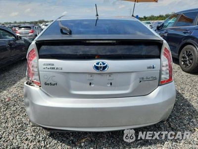 Zdjęcie 6 z 13 samochodu: 2013 TOYOTA PRIUS TWO VIN:JTDKN3DU9D5587526 - miniatura