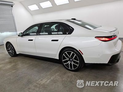 Drugie zdjęcie samochodu z przodu: 2025 BMW 740 XI VIN:WBA33EH02SCU94141 - miniatura