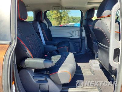 Zdjęcie 11 z 13 samochodu: 2021 TOYOTA SIENNA LE VIN:5TDBSKFC7MS010205 - miniatura