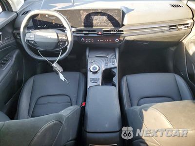Zdjęcie 8 z 12 samochodu: 2026 KIA SPORTAGE SX PRESTIGE VIN:KNDPXDDG2T7293095 - miniatura