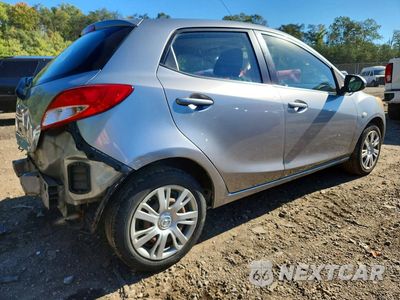 Trzecie zdjęcie samochodu z tyłu: 2012 MAZDA MAZDA2 VIN:JM1DE1KZ7C0151958 - miniatura