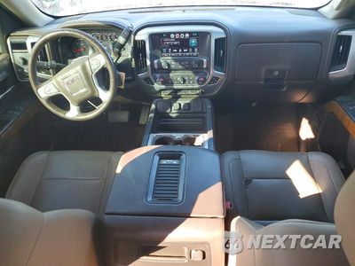 Zdjęcie 8 z 12 samochodu: 2018 GMC SIERRA K1500 SLT VIN:3GTU2NEC3JG312354 - miniatura