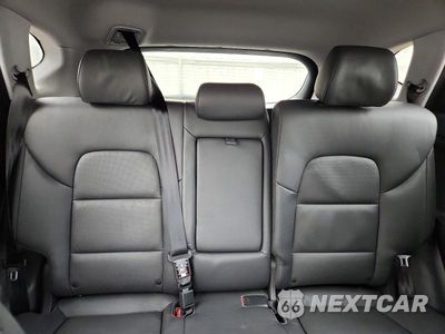 Zdjęcie 10 z 13 samochodu: 2017 HYUNDAI TUCSON SE PLUS VIN:KM8J33A46HU447866 - miniatura