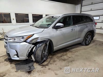 2018 TOYOTA HIGHLANDER XLE 5TDJZRFH7JS853554 - główne zdjęcie licytacji z USA - miniatura