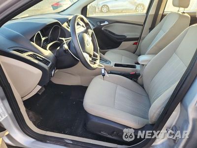 Zdjęcie 7 z 12 samochodu: 2016 FORD FOCUS SE VIN:1FADP3FE9GL359587 - miniatura
