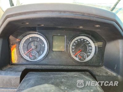 Zdjęcie 9 z 13 samochodu: 2014 RAM 2500 ST VIN:3C6UR5CL4EG114331 - miniatura