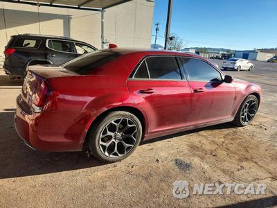 Trzecie zdjęcie samochodu z tyłu: 2019 CHRYSLER 300 S VIN:2C3CCABG0KH562925 - miniatura