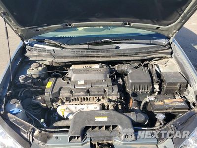 Zdjęcie 11 z 12 samochodu: 2010 HYUNDAI ELANTRA GLS VIN:KMHDU4AD1AU944927 - miniatura