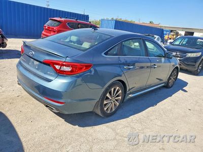 Trzecie zdjęcie samochodu z tyłu: 2015 HYUNDAI SONATA SPORT VIN:5NPE34AF4FH146534 - miniatura