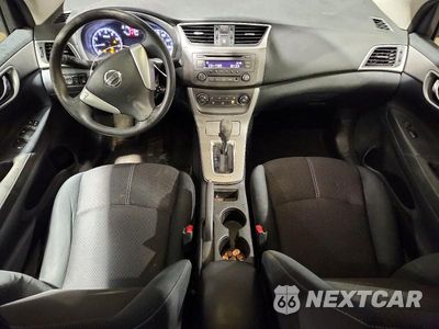 Zdjęcie 8 z 12 samochodu: 2014 NISSAN SENTRA S VIN:3N1AB7AP1EL645255 - miniatura