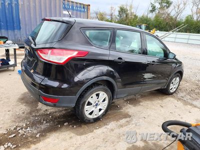 Trzecie zdjęcie samochodu z tyłu: 2013 FORD ESCAPE S VIN:1FMCU0F72DUA86394 - miniatura