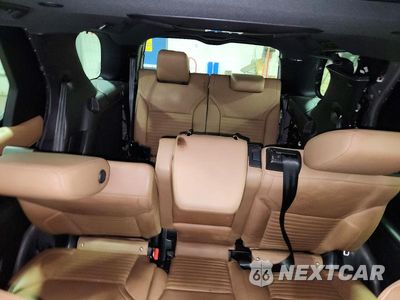 Zdjęcie 10 z 13 samochodu: 2023 LAND ROVER DISCOVERY HSE R-DYNAMIC VIN:SALRM4EU9P2474079 - miniatura