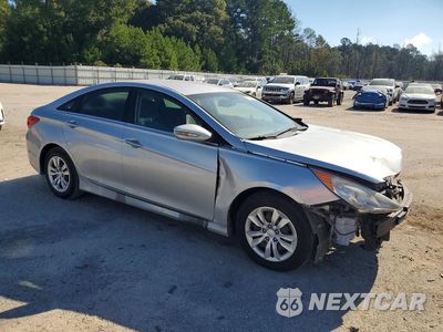 Czwarte zdjęcie samochodu z boku: 2014 HYUNDAI SONATA GLS VIN:5NPEB4AC6EH919608 - miniatura