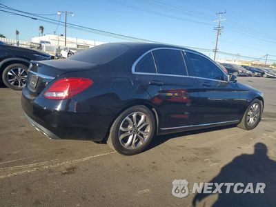 Trzecie zdjęcie samochodu z tyłu: 2017 MERCEDES-BENZ C 300 VIN:55SWF4JB1HU224972 - miniatura