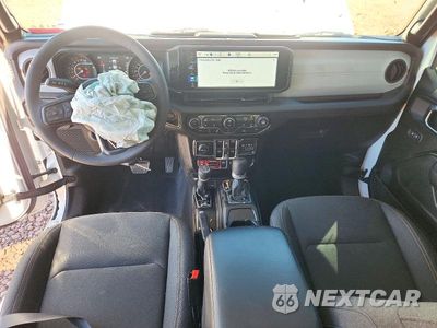 Zdjęcie 8 z 12 samochodu: 2025 JEEP GLADIATOR SPORT VIN:1C6PJTAG5SL542311 - miniatura