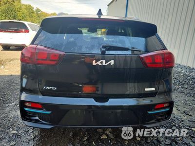 Zdjęcie 6 z 13 samochodu: 2022 KIA NIRO EV EX VIN:KNDCC3LG0N5153499 - miniatura