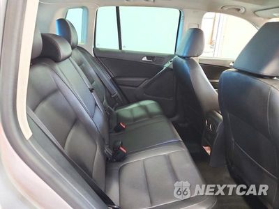 Zdjęcie 11 z 13 samochodu: 2016 VOLKSWAGEN TIGUAN S VIN:WVGAV7AX4GW574873 - miniatura