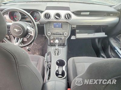 Zdjęcie 8 z 12 samochodu: 2019 FORD MUSTANG GT VIN:1FA6P8CF0K5122020 - miniatura