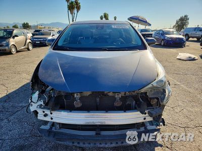 Piąte zdjęcie samochodu w środku: 2017 TOYOTA PRIUS ONE VIN:JTDKBRFU1H3041703 - miniatura