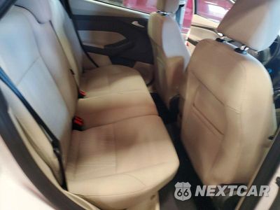 Zdjęcie 10 z 12 samochodu: 2016 FORD FOCUS SE VIN:1FADP3K29GL229725 - miniatura
