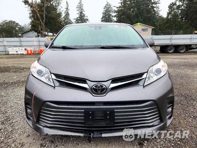 Piąte zdjęcie samochodu w środku: 2018 TOYOTA SIENNA XLE 7-PASSENGER VIN:5TDDZ3DCXJS196802 - miniatura