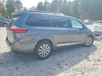 Trzecie zdjęcie samochodu z tyłu: 2017 TOYOTA SIENNA LE VIN:5TDKZ3DC9HS871296 - miniatura