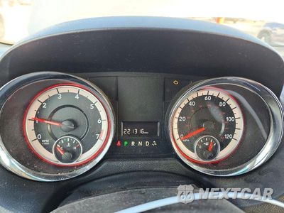 Zdjęcie 9 z 12 samochodu: 2014 DODGE GRAND CARAVAN SXT VIN:2C4RDGCGXER347717 - miniatura