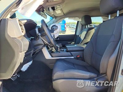 Zdjęcie 7 z 13 samochodu: 2022 TOYOTA TUNDRA SR5 VIN:5TFLA5DA5NX041782 - miniatura