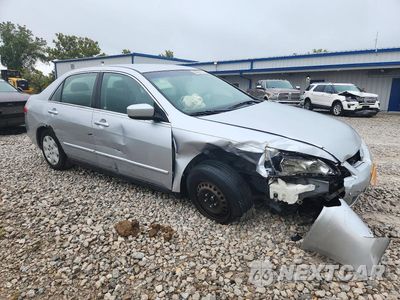 Czwarte zdjęcie samochodu z boku: 2003 HONDA ACCORD LX VIN:JHMCM56313C033395 - miniatura