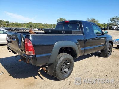 Trzecie zdjęcie samochodu z tyłu: 2012 TOYOTA TACOMA V6 VIN:5TFUU4EN4CX039235 - miniatura