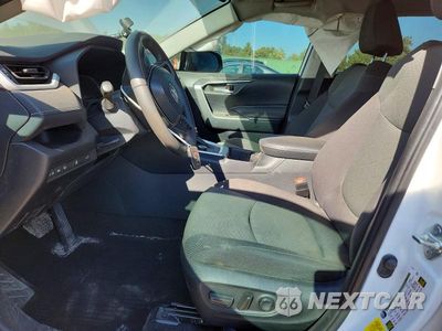 Zdjęcie 7 z 12 samochodu: 2023 TOYOTA RAV4 HYBRID XLE VIN:4T3RWRFV5PU109847 - miniatura
